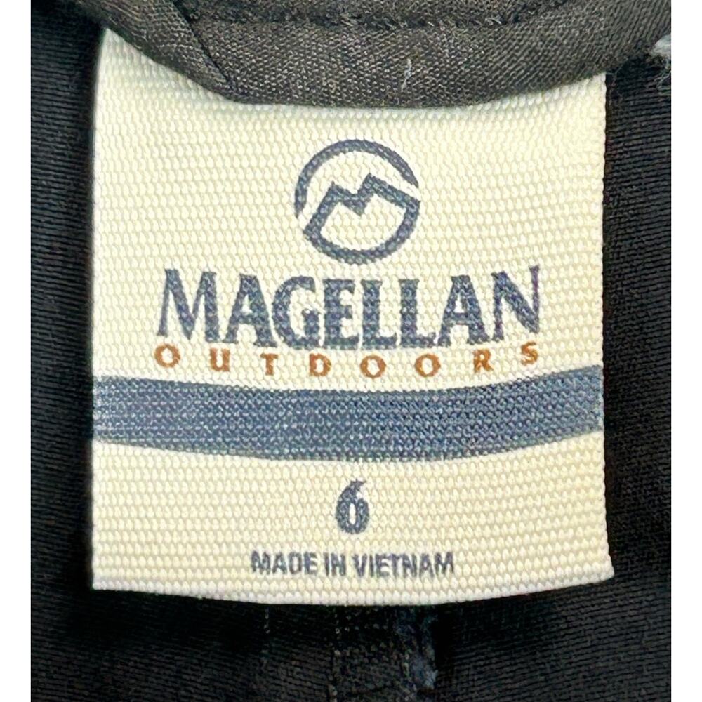 Magellan Outdoors Women's Black Casual Hiking Shorts Size 6 - Picture 3 of 6
